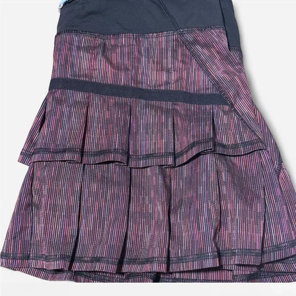 Lululemon Run Pace Setter Skirt Wee are from Space Black Multi Size 6 EUC - Picture 4 of 7